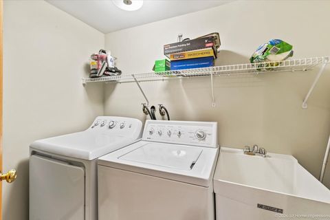 Tiny photo for 9420 S Melvina Avenue #2NW, Oak Lawn, IL 60453 (MLS # 12707037)