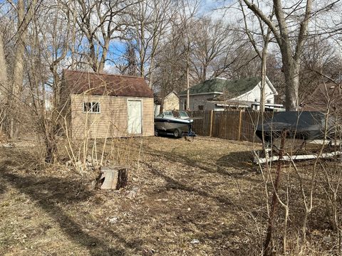 Tiny photo for 105 N Lynn Street, Urbana, IL 61802 (MLS # 12552050)