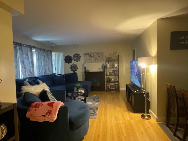 7337 S South Shore Drive 406