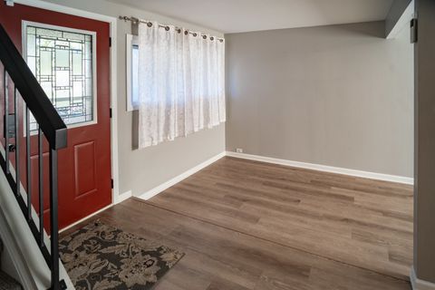 Tiny photo for 164 Cascade Drive, Indian Head Park, IL 60525 (MLS # 12424370)