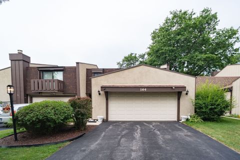Tiny photo for 164 Cascade Drive, Indian Head Park, IL 60525 (MLS # 12424370)