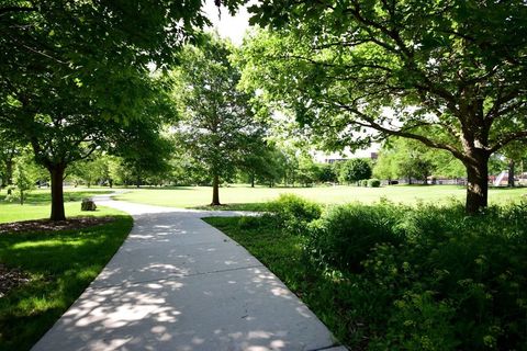 Tiny photo for 164 Cascade Drive, Indian Head Park, IL 60525 (MLS # 12424370)