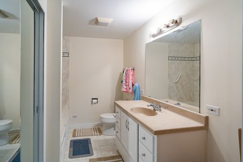 Tiny photo for 164 Cascade Drive, Indian Head Park, IL 60525 (MLS # 12424370)