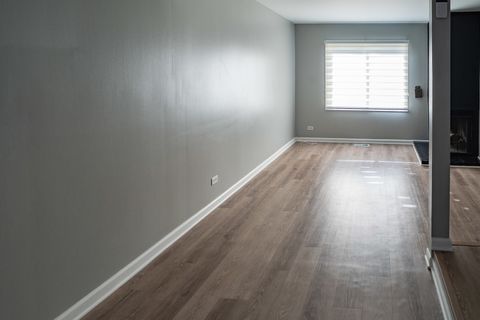 Tiny photo for 164 Cascade Drive, Indian Head Park, IL 60525 (MLS # 12424370)