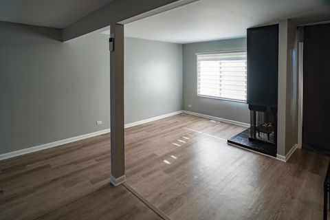 Tiny photo for 164 Cascade Drive, Indian Head Park, IL 60525 (MLS # 12424370)