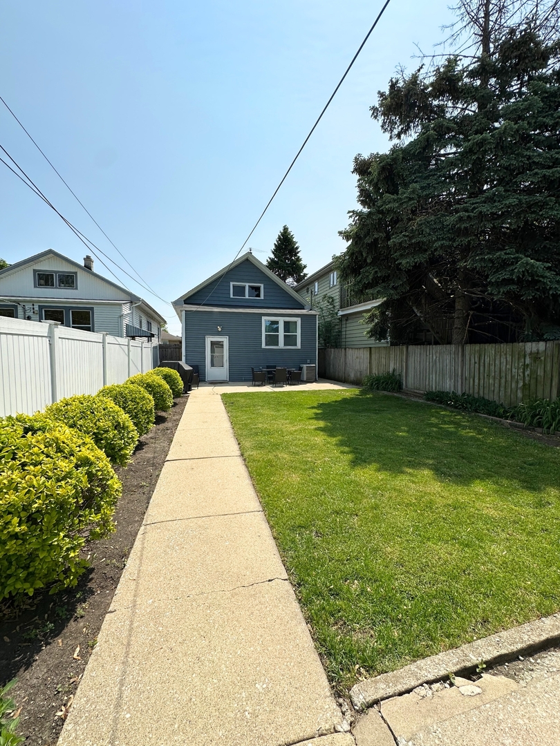 3708 N Oketo Avenue