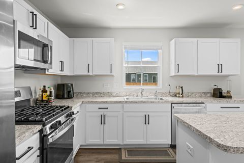 Tiny photo for 511 Larkspur Lane, Hampshire, IL 60140 (MLS # 12656598)