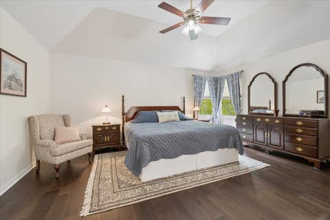 Tiny photo for 2119 W Thornwood Drive, South Elgin, IL 60177 (MLS # 12650246)