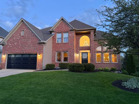 Tiny photo for 2119 W Thornwood Drive, South Elgin, IL 60177 (MLS # 12650246)