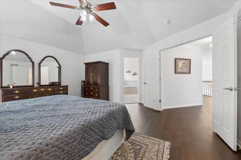 Tiny photo for 2119 W Thornwood Drive, South Elgin, IL 60177 (MLS # 12650246)