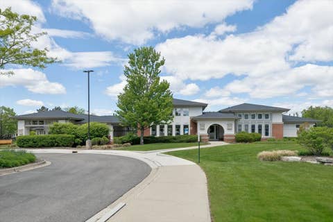 Tiny photo for 2119 W Thornwood Drive, South Elgin, IL 60177 (MLS # 12650246)