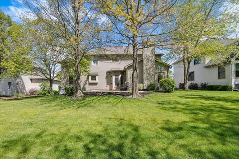 Tiny photo for 2119 W Thornwood Drive, South Elgin, IL 60177 (MLS # 12650246)