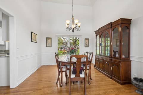 Tiny photo for 2119 W Thornwood Drive, South Elgin, IL 60177 (MLS # 12650246)