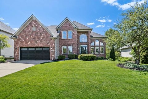 Photo of 2119 W Thornwood Drive, South Elgin, IL 60177 (MLS # 12650246)