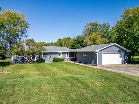Photo of 2302 NW Route 12 Highway NW, Spring Grove, IL 60081 (MLS # 12772487)
