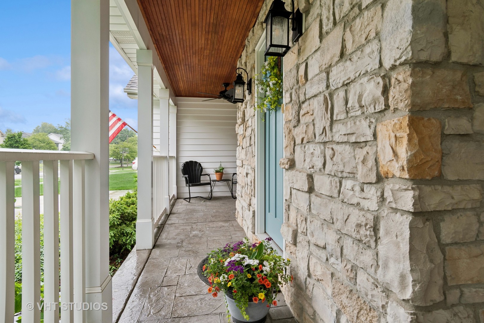 2124 WICKLOW Road