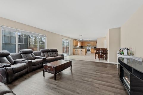 Tiny photo for 1110 WALKER Court, Antioch, IL 60002 (MLS # 12592676)