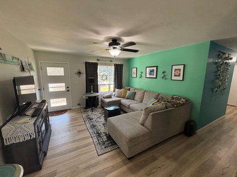 Tiny photo for 2811 E Bluff Court, Quincy, IL 62305 (MLS # 12768104)