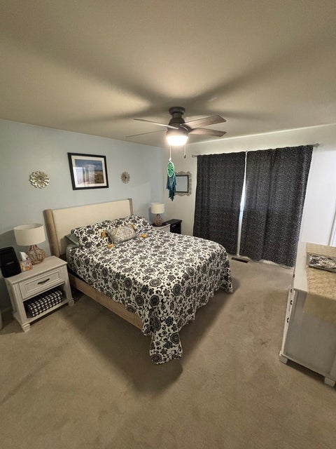 Tiny photo for 2811 E Bluff Court, Quincy, IL 62305 (MLS # 12768104)