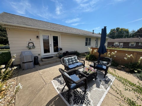 Tiny photo for 2811 E Bluff Court, Quincy, IL 62305 (MLS # 12768104)