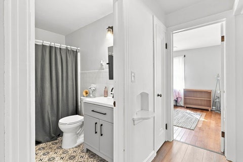 Tiny photo for 2521 33rd Street, Moline, IL 61265 (MLS # 12752441)
