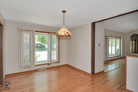 Tiny photo for 5532 Oak Center Drive, Oak Lawn, IL 60453 (MLS # 12650552)