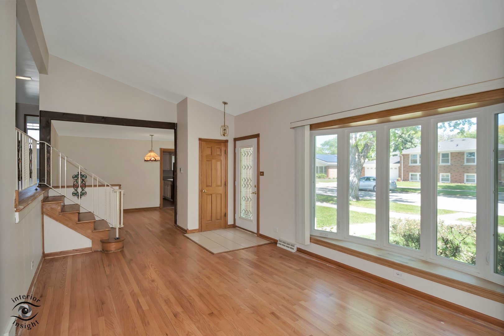 5532 Oak Center Drive