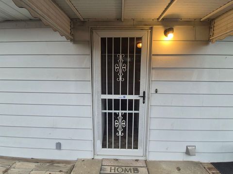 Tiny photo for 1428 S Granger Street, Harrisburg, IL 62946 (MLS # 100000091)