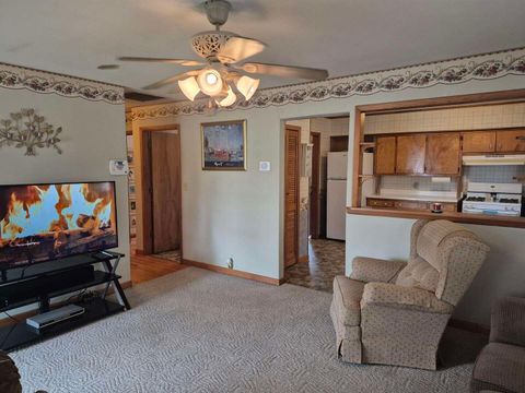 Tiny photo for 1428 S Granger Street, Harrisburg, IL 62946 (MLS # 100000091)