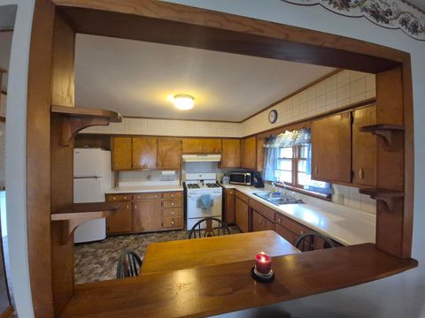 Tiny photo for 1428 S Granger Street, Harrisburg, IL 62946 (MLS # 100000091)