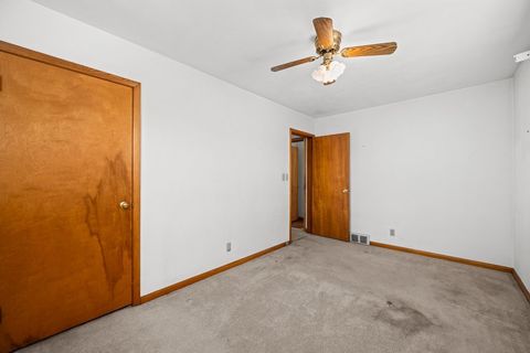 Tiny photo for 2374 33 Street, Moline, IL 51265 (MLS # 12619344)