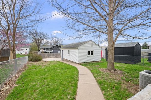 Tiny photo for 2374 33 Street, Moline, IL 51265 (MLS # 12619344)