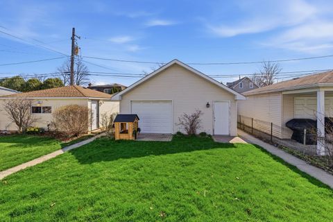 Tiny photo for 5325 N Meade Avenue, Chicago, IL 60630 (MLS # 12617443)