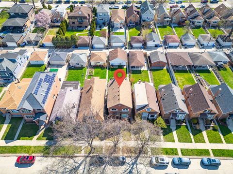 Tiny photo for 5325 N Meade Avenue, Chicago, IL 60630 (MLS # 12617443)