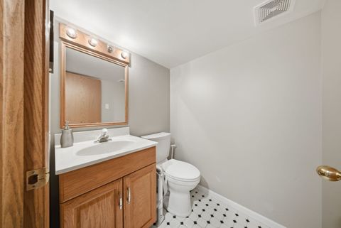 Tiny photo for 5325 N Meade Avenue, Chicago, IL 60630 (MLS # 12617443)
