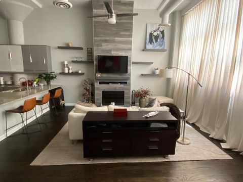 Tiny photo for 2750 N Wayne Avenue #M, Chicago, IL 60614 (MLS # 12523764)