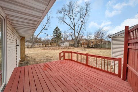 Tiny photo for 917 Parks Lane, Ottawa, IL 61350 (MLS # 12579570)