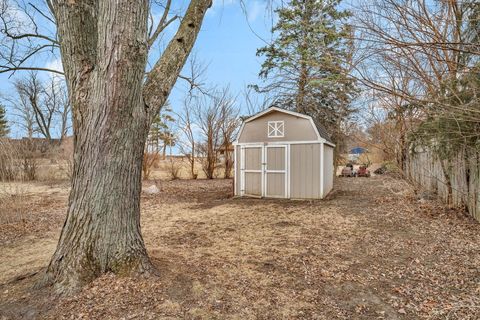 Tiny photo for 917 Parks Lane, Ottawa, IL 61350 (MLS # 12579570)
