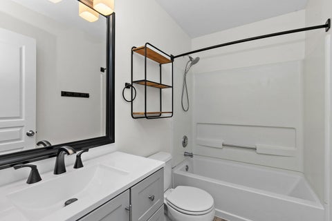 Tiny photo for Algonquin, IL 60102 (MLS # 12714504)