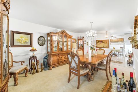 Tiny photo for 123 Honeysuckle Court, Rolling Meadows, IL 60008 (MLS # 12474478)