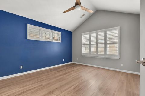 Tiny photo for 843 Lexington Circle E, Des Plaines, IL 60016 (MLS # 12528914)