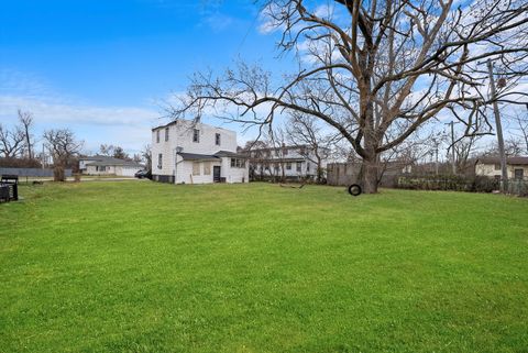 A home in Dixmoor