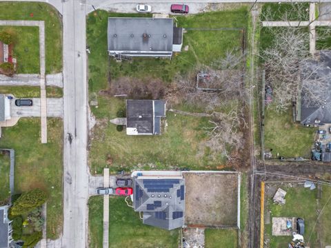 A home in Dixmoor