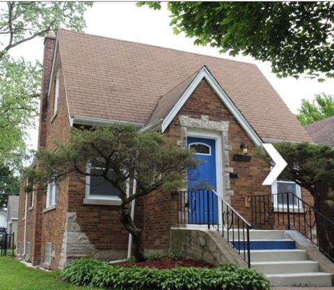 8051 S Yale Avenue Chicago IL 60620