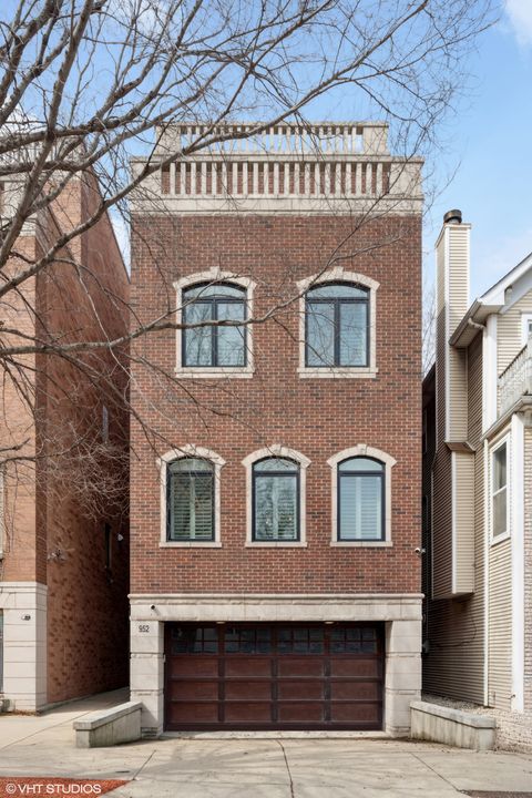 952 N Racine Avenue Chicago IL 60622