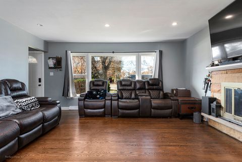 Tiny photo for 9007 Ridgeland Avenue, Oak Lawn, IL 60453 (MLS # 12521817)