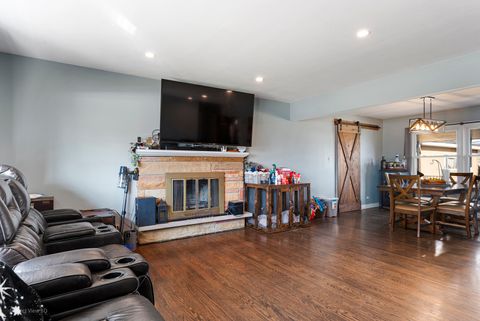 Tiny photo for 9007 Ridgeland Avenue, Oak Lawn, IL 60453 (MLS # 12521817)