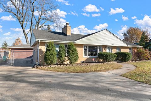 Photo of 9007 Ridgeland Avenue, Oak Lawn, IL 60453 (MLS # 12521817)
