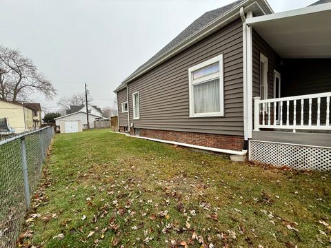 Tiny photo for 421 N Grant Street, Clinton, IL 61727 (MLS # 12507398)