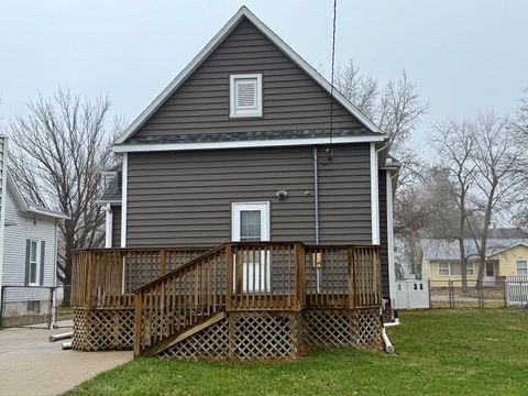Tiny photo for 421 N Grant Street, Clinton, IL 61727 (MLS # 12507398)